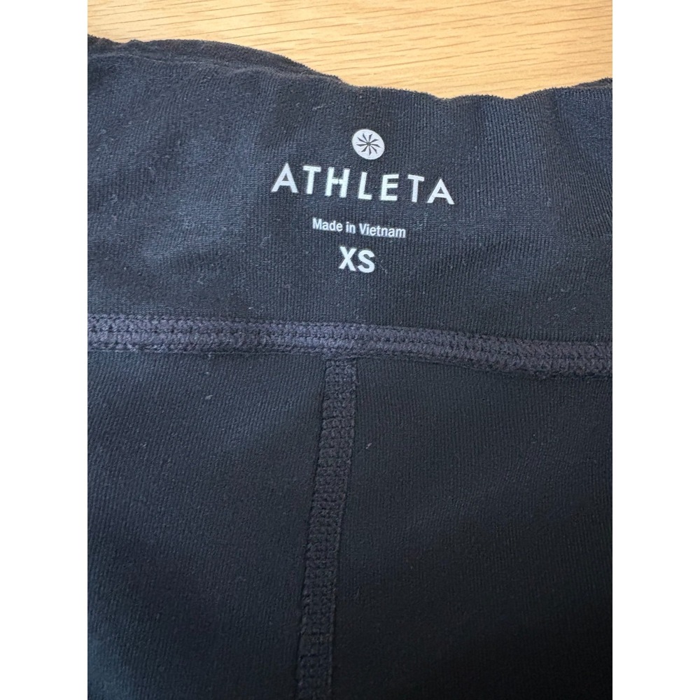 Athleta Biker Shorts Womens XS Black Athletic Pockets Stretch Activewear - Picture 5 of 7